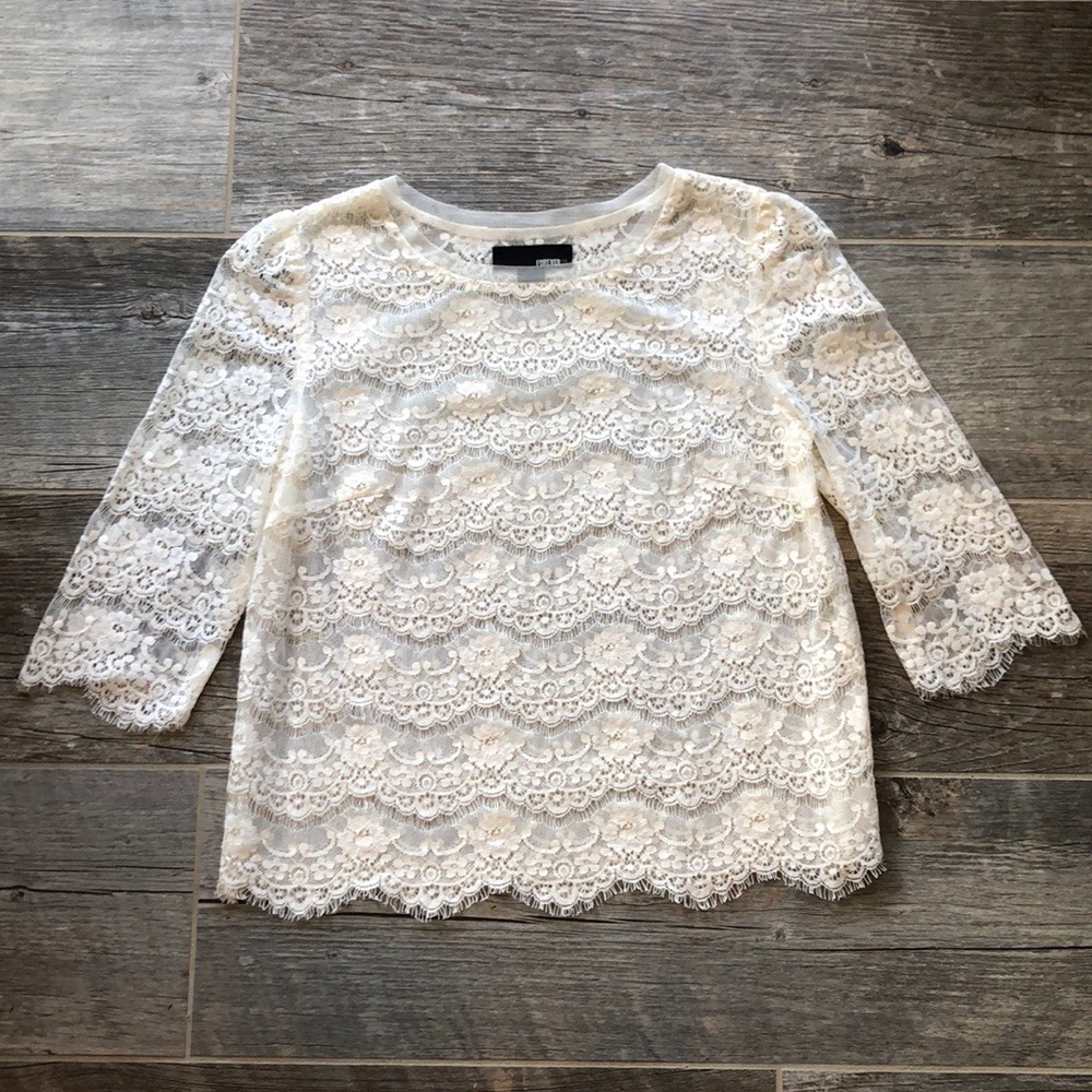 Forever 21 Lace Top Size Small